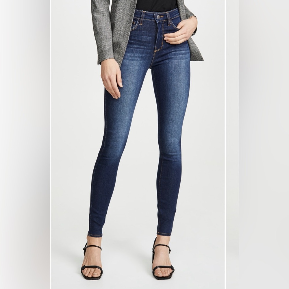 L'AGENCE MARGUERITE JEANS
